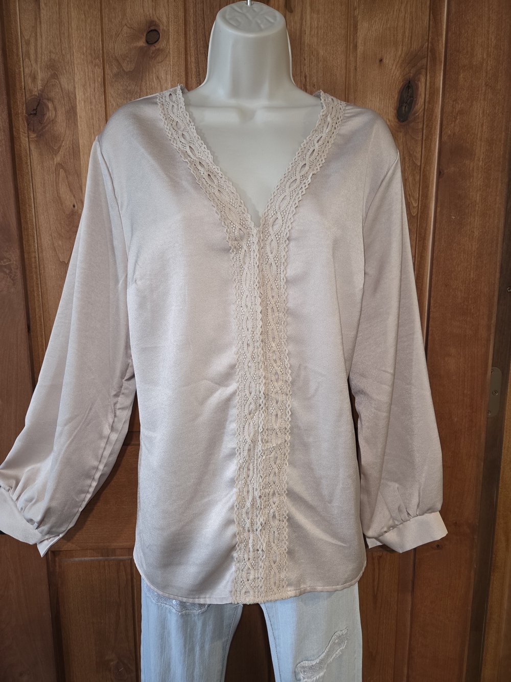 Chic Cream Lace-Trim V-Neck Blouse